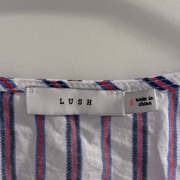 Crop top with tie - Picture 4 of 6